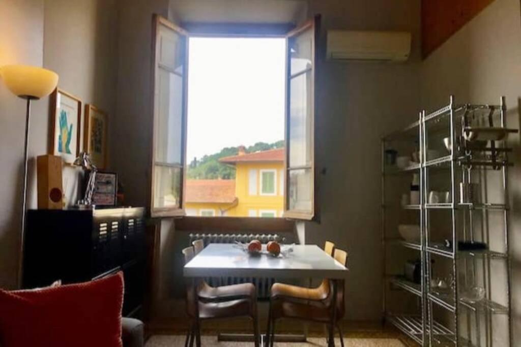 Sunny Top Floor In San Frediano Флоренция Экстерьер фото