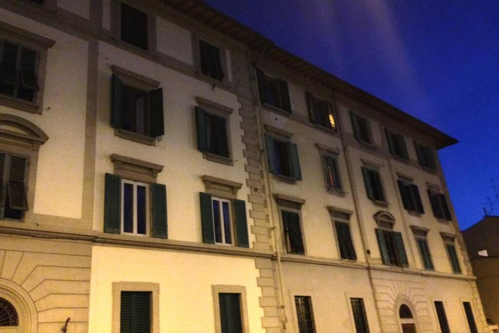Sunny Top Floor In San Frediano Флоренция Экстерьер фото